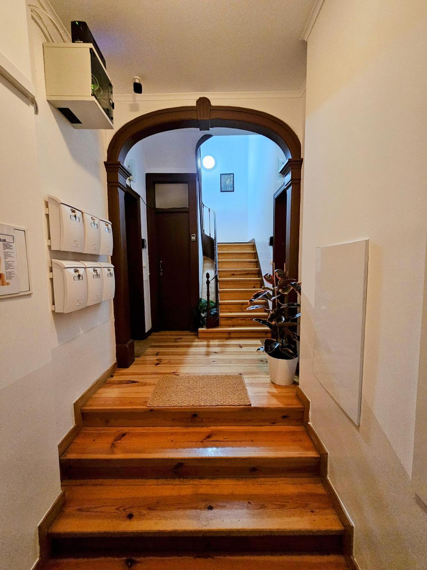 Vila Queiros, 6 Лиссабон Экстерьер фото